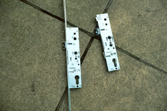 Side by Side of mechanism Good And Bad